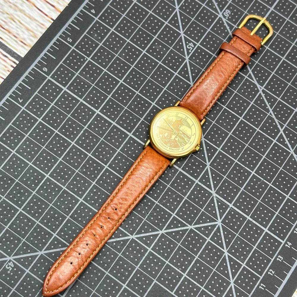 Van Kampen‎ Merritt Lighthouse Watch Gold Tone Case Brown Leather Band Vintage